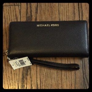 Brand new Michael Kors wallet!